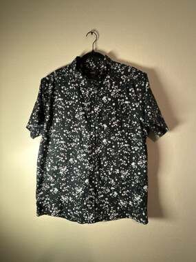 RVCA Men's That'll Do Slim Fit Floral Print Short Sleeve Button-Down Shirt